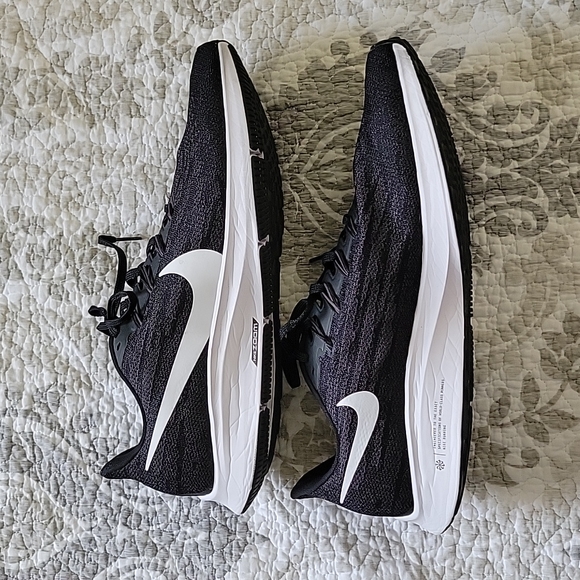 Nike Running Sneakers - Picture 3 of 9